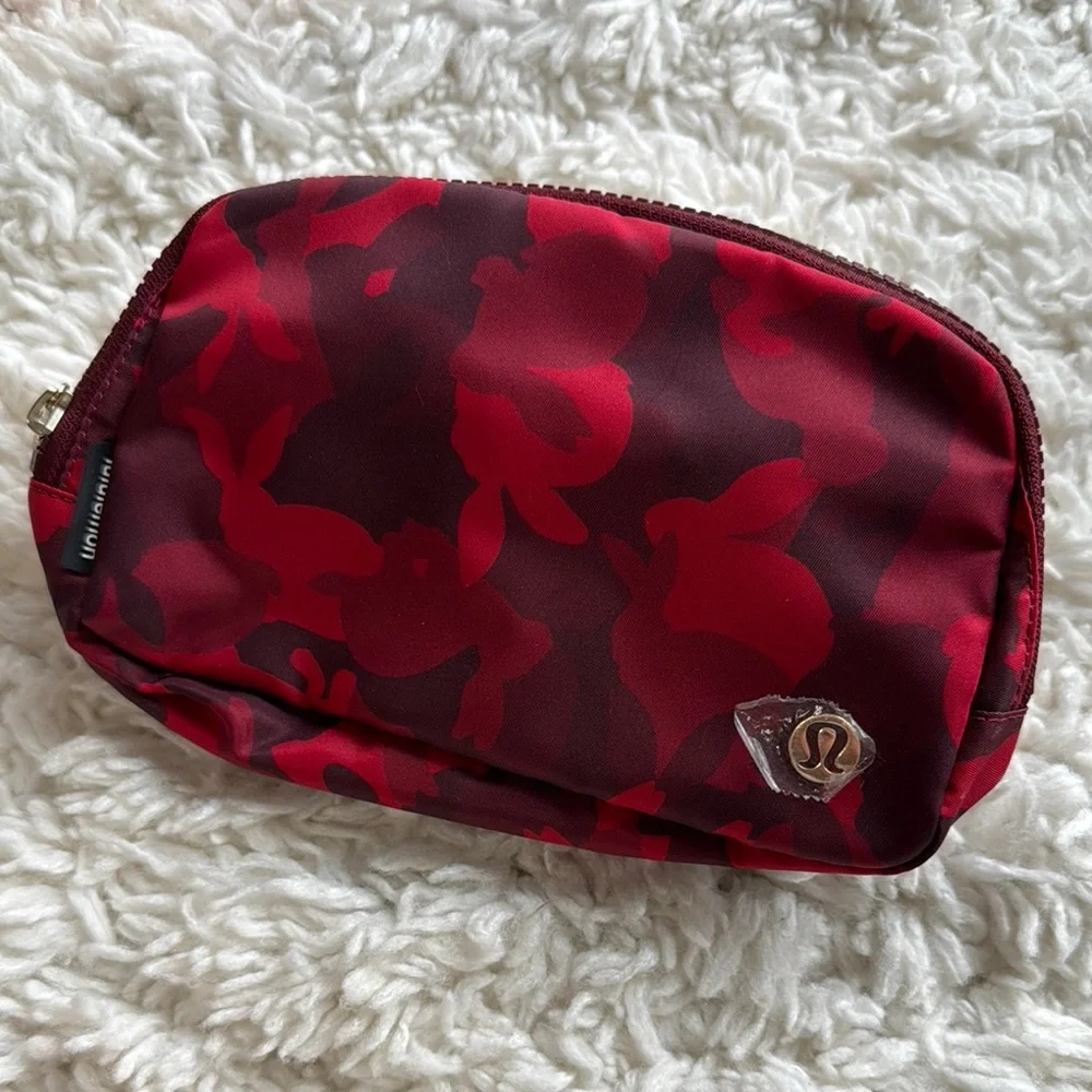 Lululemon‎ Red Lunar New 24 Year Belt Bag